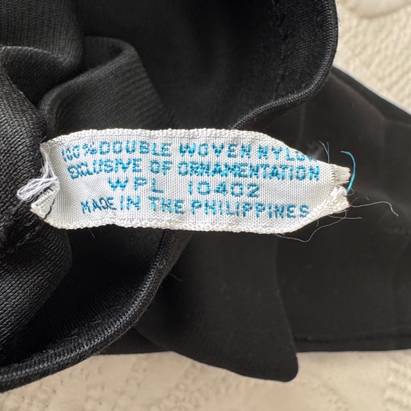 Vintage Black Elbow Gloves - Picture 2 of 5